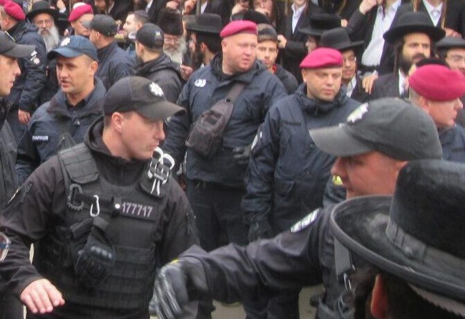 משטרת אוקראינה: ננקוט יד קשה נגד כל הפרת סדר