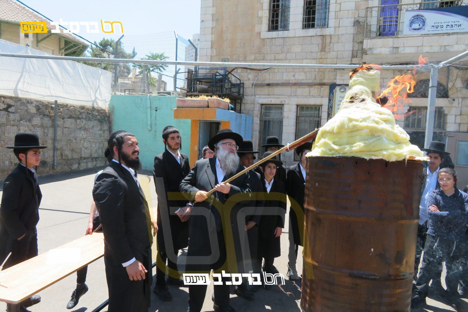 ל"ג בעומר • הדלקה לכבוד הרשב"י בתלמוד תורה 'אהבת משה'