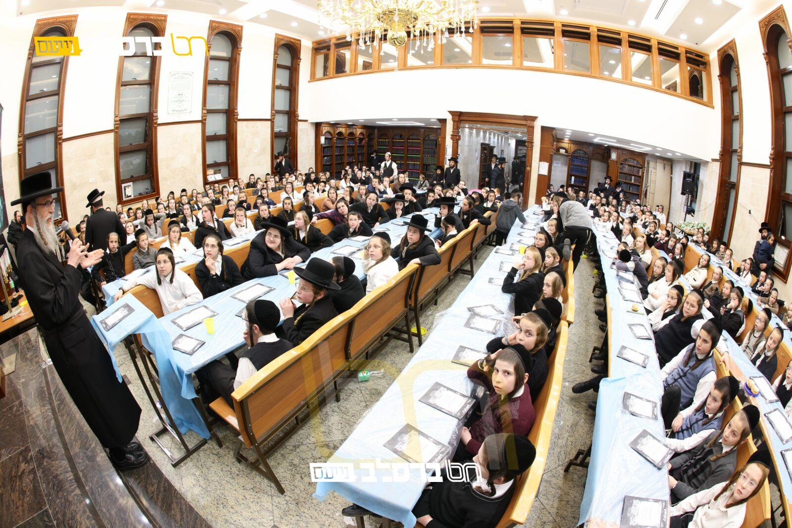 'קרן אור' • מסיבת חנוכה לילדי החברות |◄